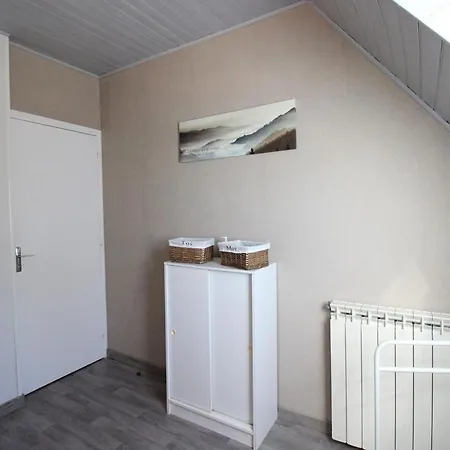 Holiday home Maison De Caractere Au Coeur Des Volcans, 6 Pers, Cheminee, Animaux Admis, Wifi - Fr-1-742-612 *